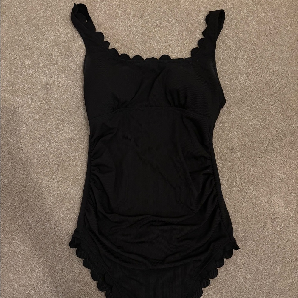 Maternity swim suit size small.